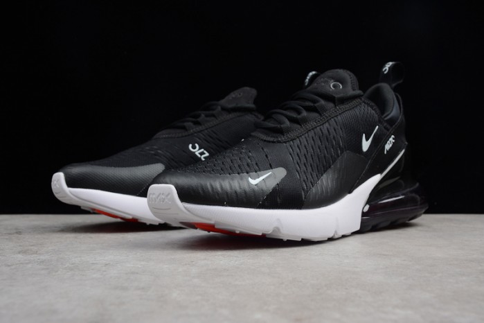 Nike Air Max 270 in black/white AH8050-002