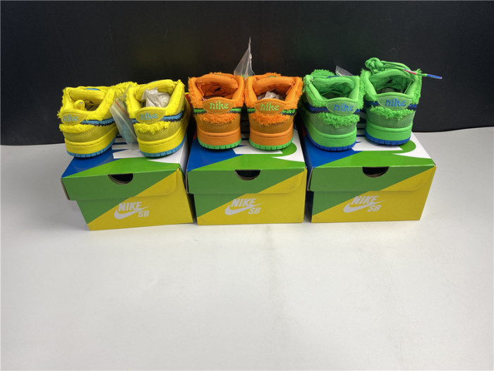 Grateful Dead x Nike SB Dunk Low Kids-CJ5378-800