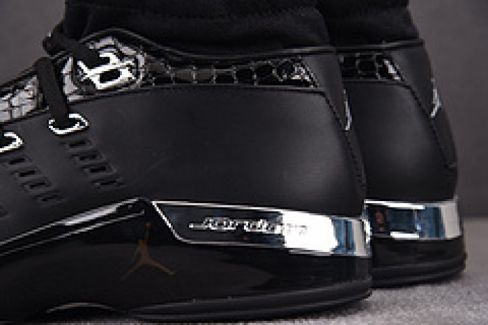 jordan 17 og low black Ch*0me 303891-004