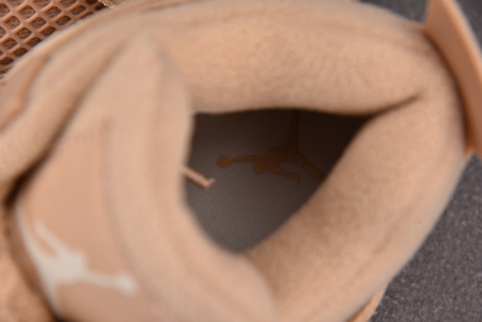 Air Jordan 4 Retro Cozy Girl HV0823-200