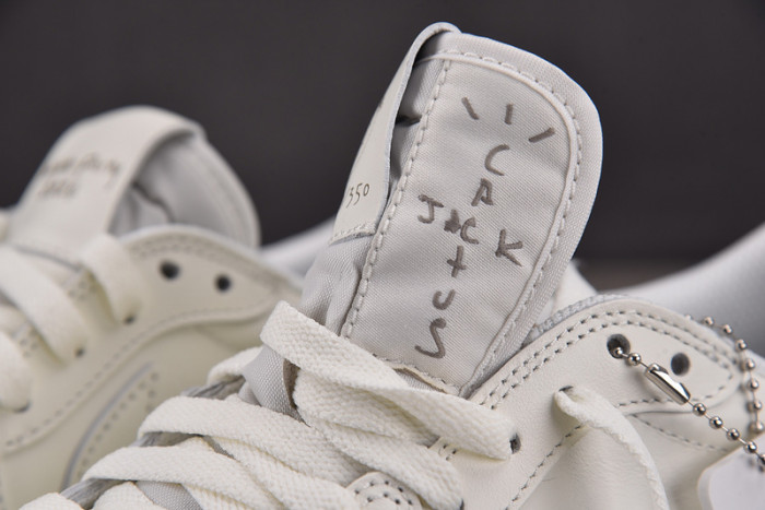 Jordan 1 Retro Low OG SP Travis Scott Michael Rubin White Party TD1228-111