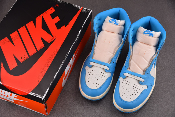 Jordan 1 Retro High OG UNC Reimagined DZ5485-402