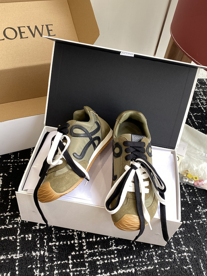 L0EWE Sneakers LE1000013