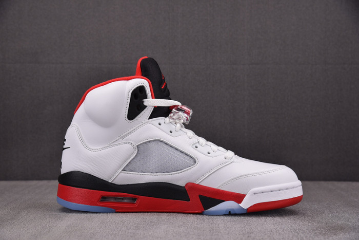 Jordan 5 Retro Fire Red Black Tongue (2025) HQ7978-101