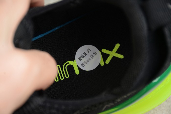 Nike Air Max 270 Black Volt Green Neon mens AH8050-011