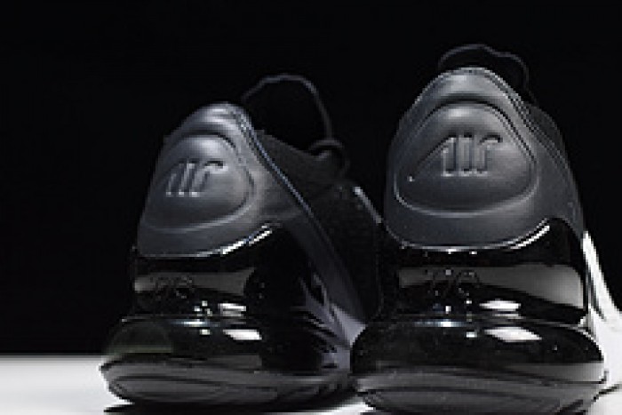 NIKE AIR MAX 270 FLYKNIT “WHITE/BLACK” AO1023-100